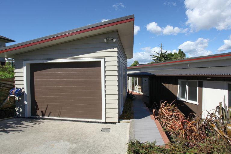 Photo of property in 5c Waikowhai Place, Raglan, 3225