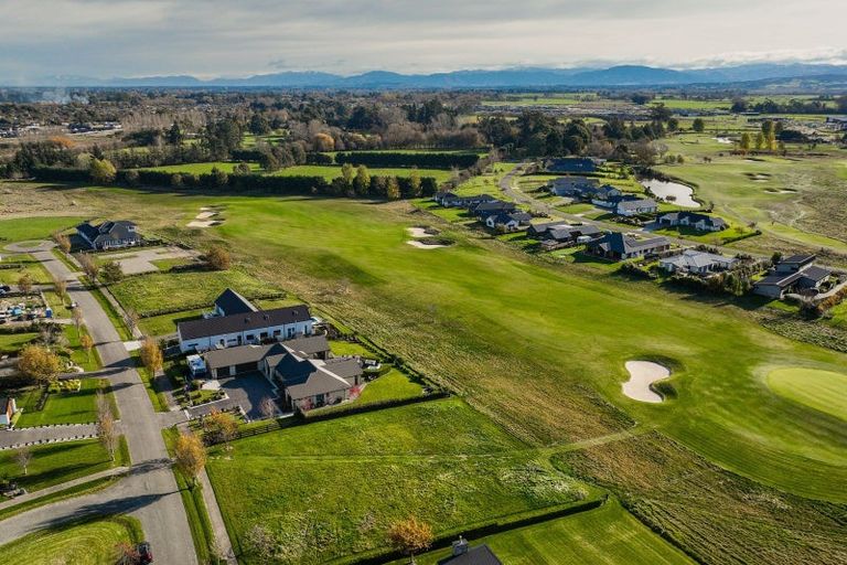 Photo of property in 18 Mara-kai Place, Pegasus, 7612