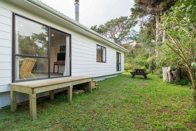 Photo of property in 21a Dorset Grove, Cannons Creek, Porirua, 5024