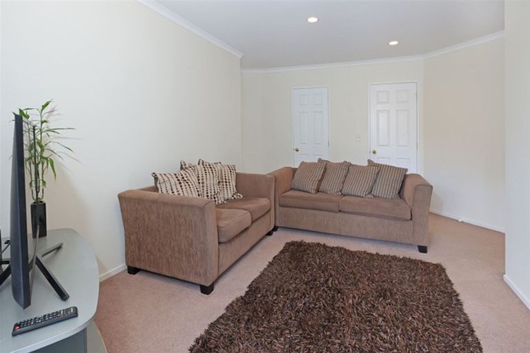 Photo of property in 26 Martin Jugum Lane, Ranui, Auckland, 0612