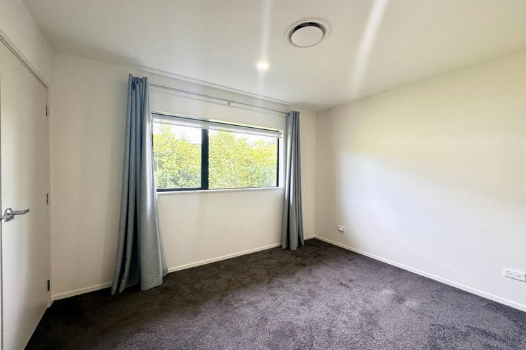 Photo of property in 15 Mcdowell Crescent, Hillcrest, Auckland, 0627
