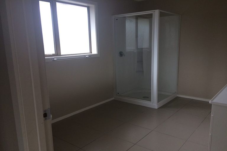 Photo of property in 41 Factory Road, Belfast, Christchurch, 8051