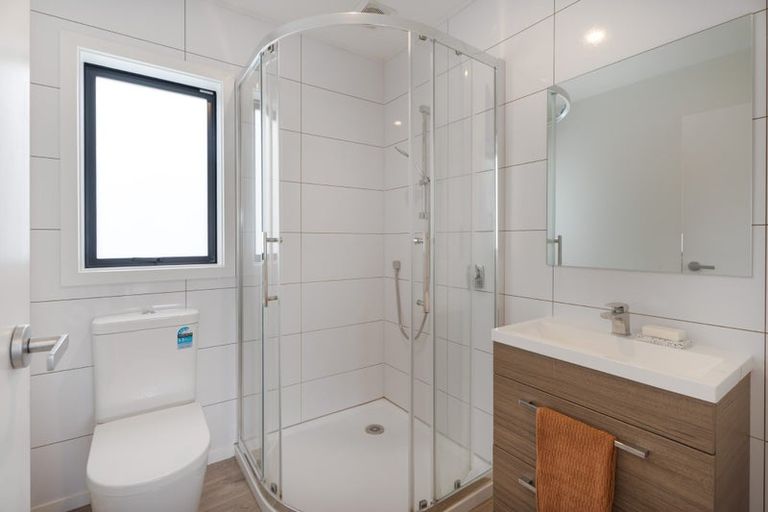 Photo of property in 10 Okoutu Lane, Moera, Lower Hutt, 5010