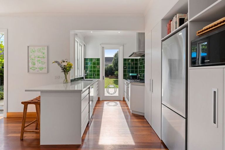 Photo of property in 109 Freyberg Street, Lyall Bay, Wellington, 6022