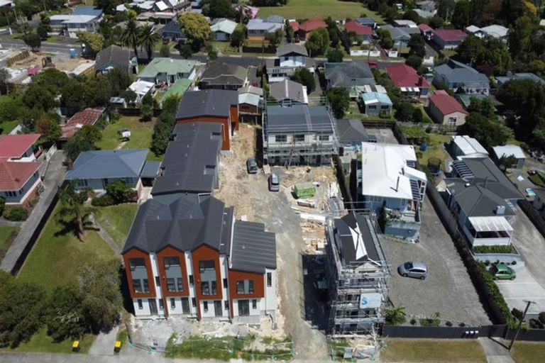 Photo of property in 11/6 Kereru Street, Henderson, Auckland, 0612