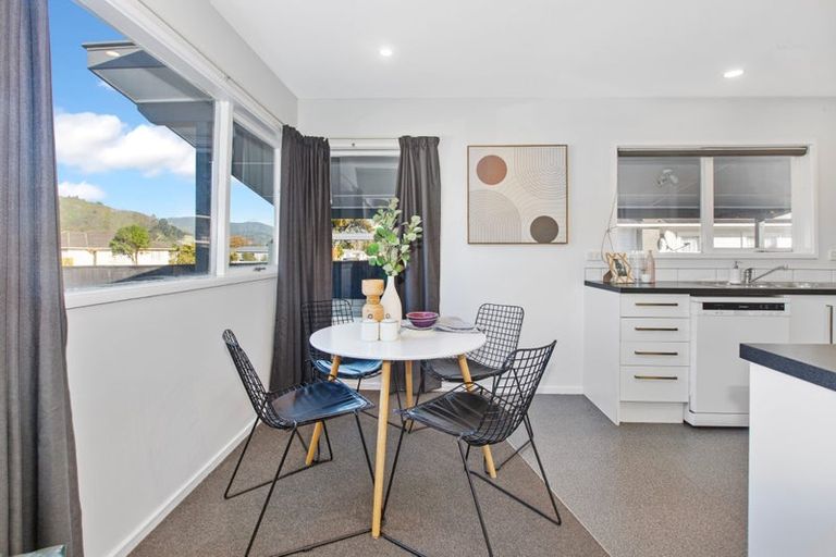 Photo of property in 253 Wellington Road, Wainuiomata, Lower Hutt, 5014