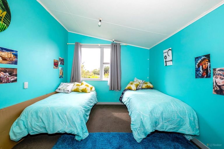 Photo of property in 12 James Street, Waimate, 7980