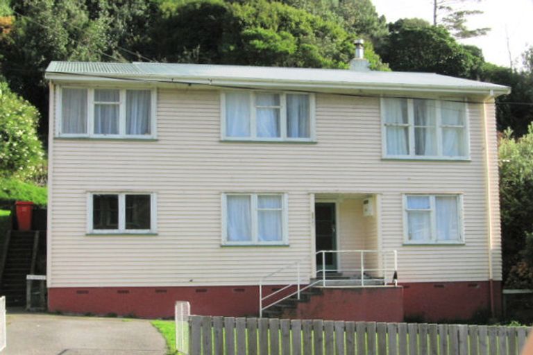Photo of property in 199 Sievers Grove, Cannons Creek, Porirua, 5024