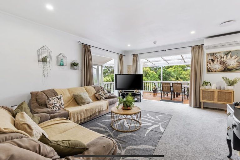 Photo of property in 19 Lanigan Street, Birkdale, Auckland, 0626