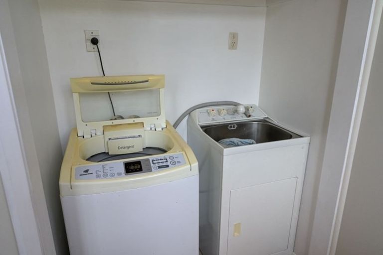 Photo of property in 283 Kaitangata Highway, Stirling, 9231