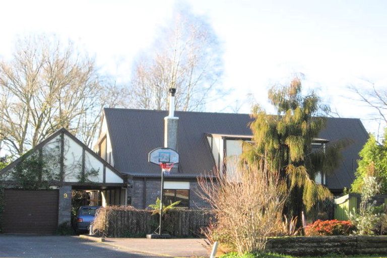 Photo of property in 9 Bellwood Place, Chartwell, Hamilton, 3210