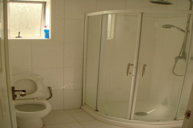 Photo of property in 31 Sequoia Place, Sunnynook, Auckland, 0620