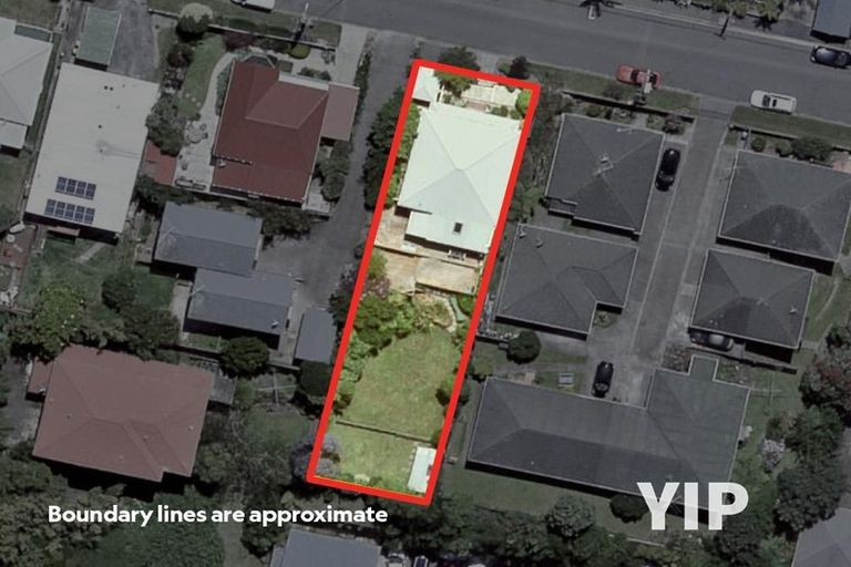 Photo of property in 19 Woodland Road, Johnsonville, Wellington, 6037