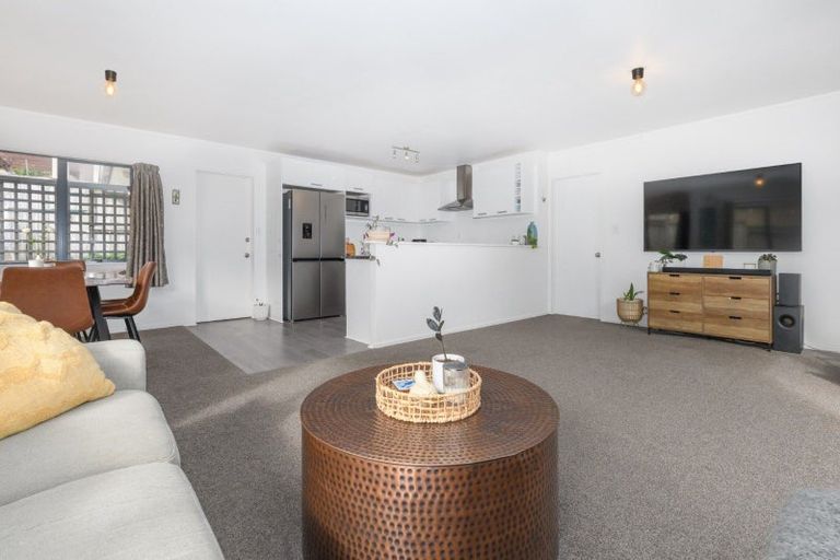 Photo of property in 25 Arrowfield Drive, Pyes Pa, Tauranga, 3112