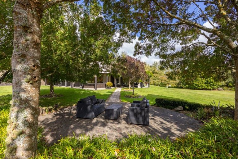 Photo of property in 274 Polson Hill Drive, Aokautere, Palmerston North, 4471