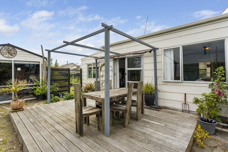 Photo of property in 127 Seabury Avenue, Foxton Beach, Foxton, 4815