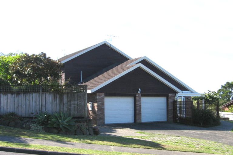 Photo of property in 24 Bellbird Rise, Murrays Bay, Auckland, 0630