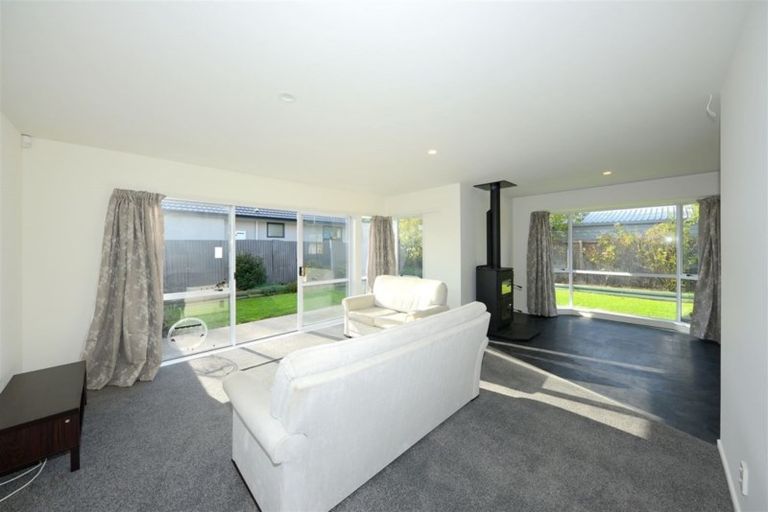 Photo of property in 2/54 Saint Johns Street, Woolston, Christchurch, 8062