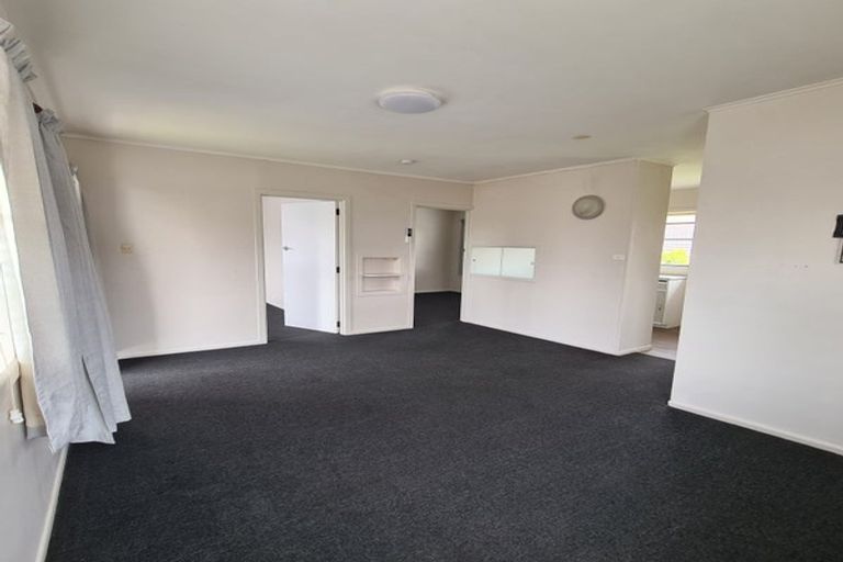 Photo of property in 2/7 Chapel Street, Papakura, 2110