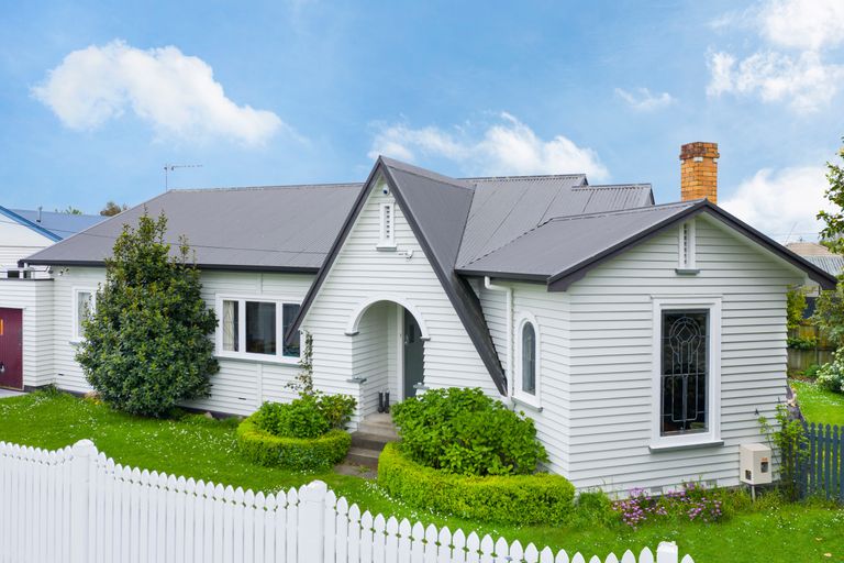 Photo of property in 9 Alfred Street, Fairfield, Hamilton, 3214