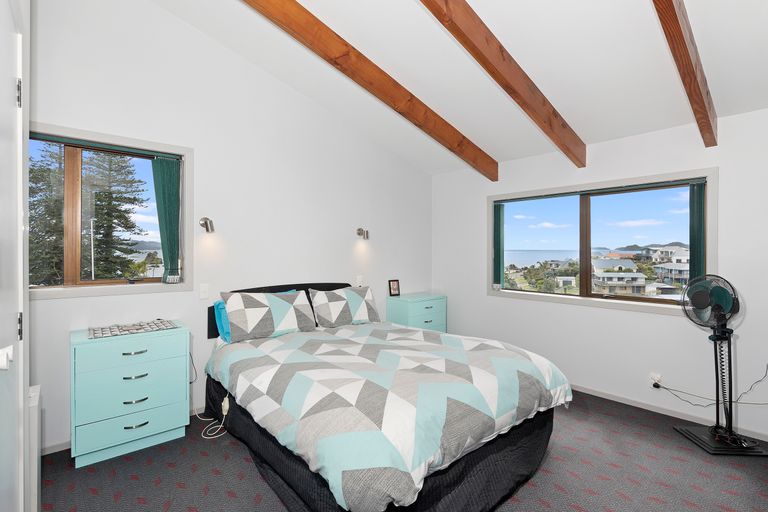 Photo of property in 25 Tapeka Road, Russell, 0202