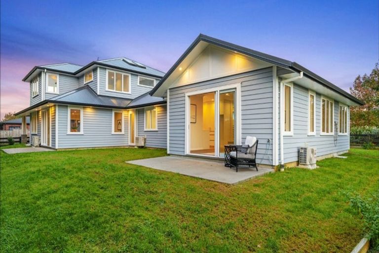 Photo of property in 122a Monument Road, Clevedon, 2582