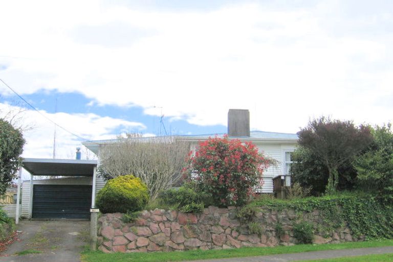 Photo of property in 80 Kingswood Road, Brookfield, Tauranga, 3110