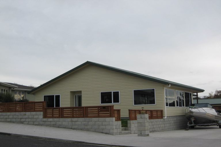 Photo of property in 12 Christie Street, Balclutha, 9230