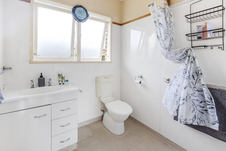 Photo of property in 49 Gorge Road, Maungaturoto, 0520