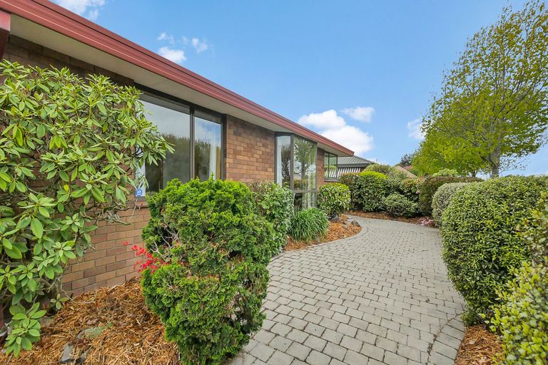 Photo of property in 1/228 Yaldhurst Road, Avonhead, Christchurch, 8042