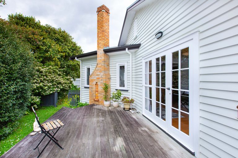 Photo of property in 9 Alfred Street, Fairfield, Hamilton, 3214