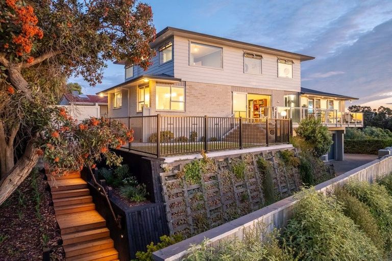 Photo of property in 39a Wharemauku Road, Raumati Beach, Paraparaumu, 5032