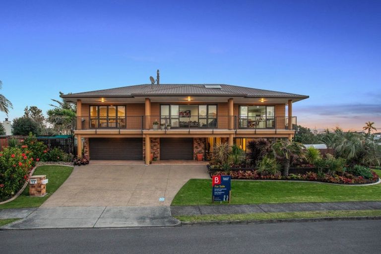 Photo of property in 14 Commodores Close, Coastlands, Whakatane, 3120