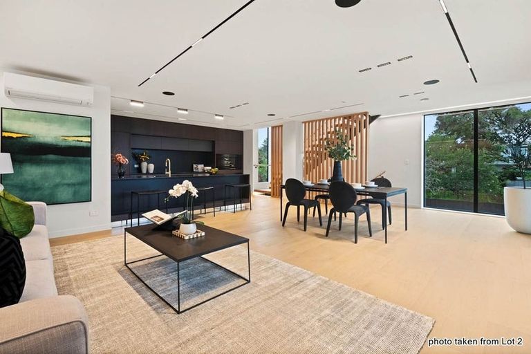 Photo of property in 48c Merani Street, Belmont, Auckland, 0622