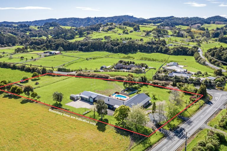 Photo of property in 515 Whitehills Road, Waitoki, Silverdale, 0994