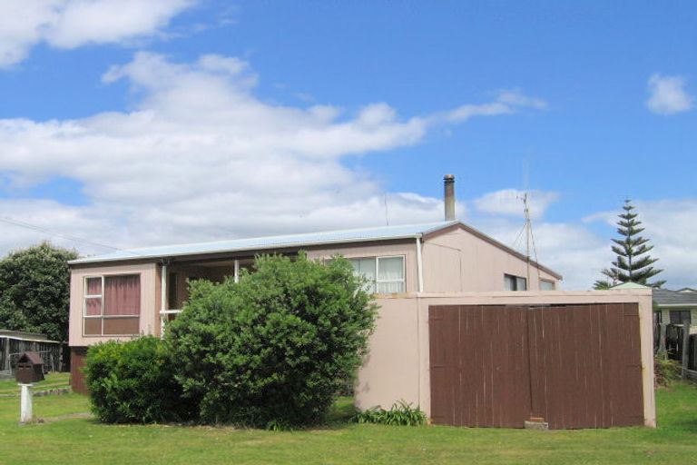Photo of property in 62a Broadway Road, Waihi Beach, 3611