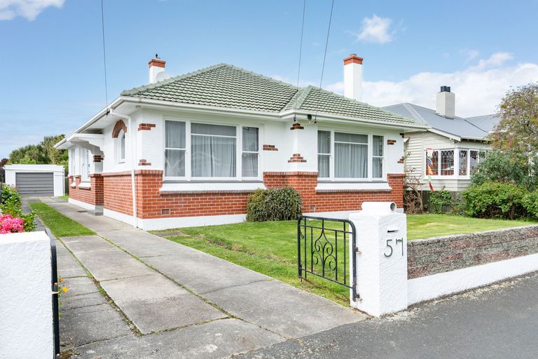 Photo of property in 57 Hargest Crescent, Saint Kilda, Dunedin, 9012