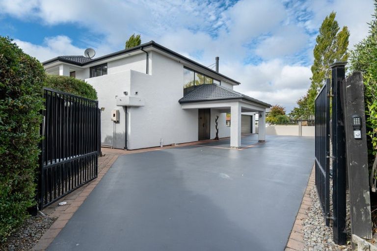 Photo of property in 20 Baltic Place, Northwood, Christchurch, 8051