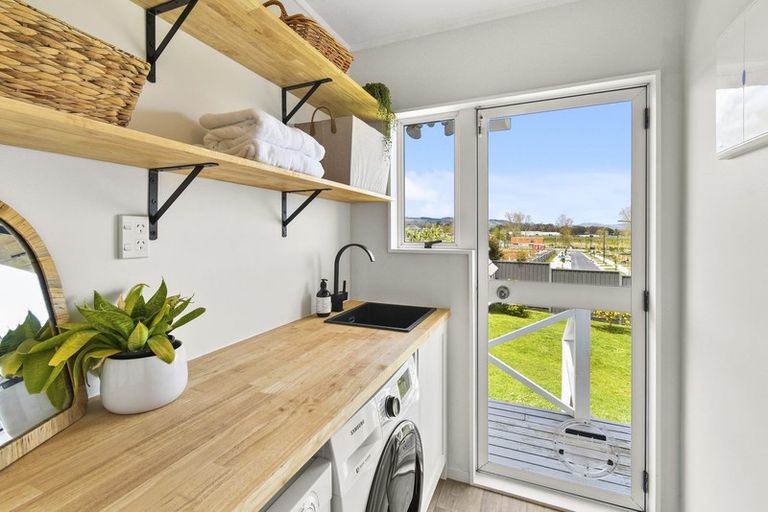 Photo of property in 6 Lorelei Place, Opaheke, Papakura, 2113