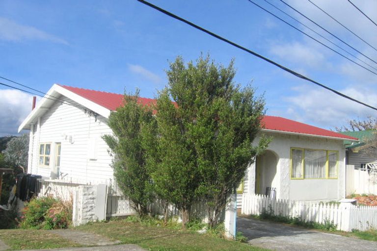 Photo of property in 50 Maupuia Road, Miramar, Wellington, 6022