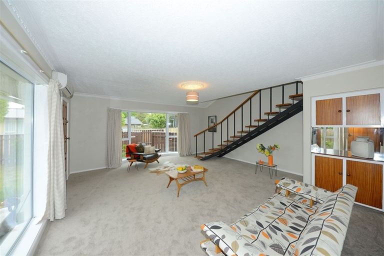 Photo of property in 2/107a Aorangi Road, Bryndwr, Christchurch, 8053