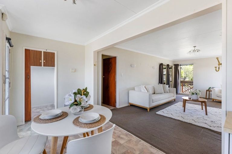 Photo of property in 71 Kaimanawa Street, Kelvin Grove, Palmerston North, 4414