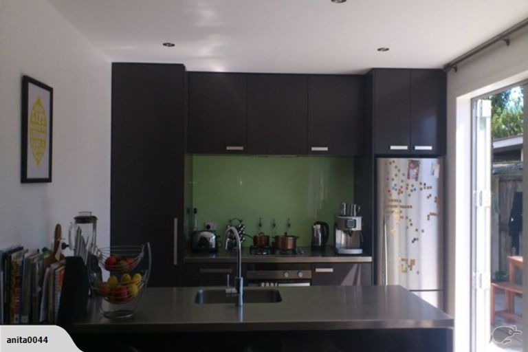 Photo of property in 20 Heywood Terrace, Richmond, Christchurch, 8013