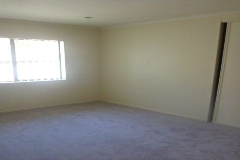 Photo of property in 128 Dominion Road, Papakura, 2110