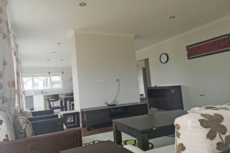 Photo of property in 6 Whaley Greens, Silverdale, 0932