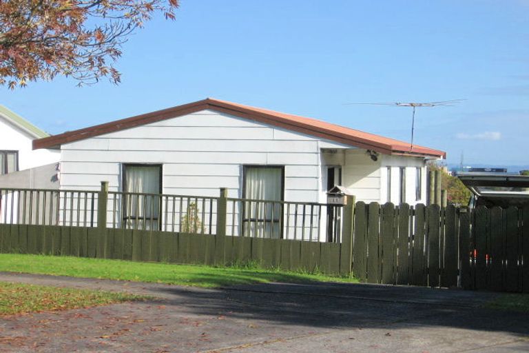 Photo of property in 11 Rotoma Rise, Clover Park, Auckland, 2019
