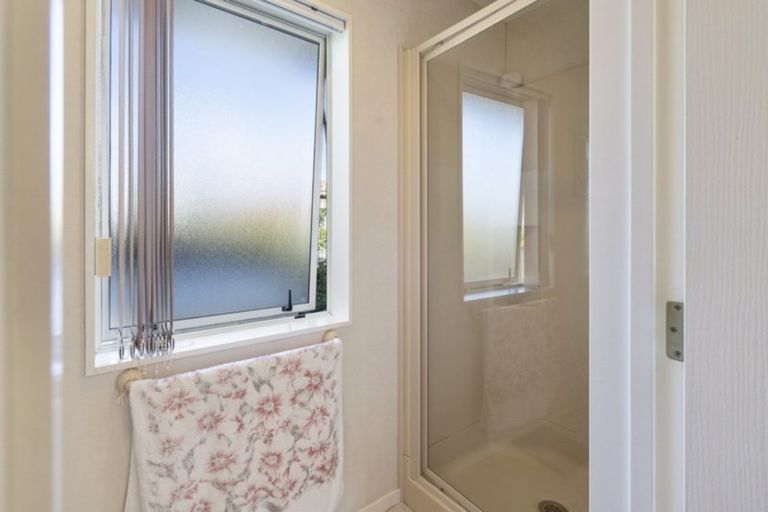 Photo of property in 145 Summerhill Drive, Fitzherbert, Palmerston North, 4410