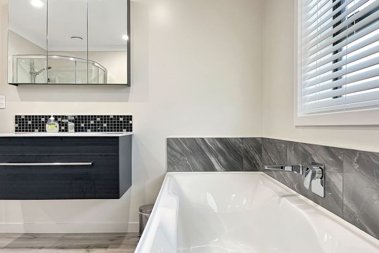 Photo of property in 8 Birch Hill Drive, Twizel, 7901