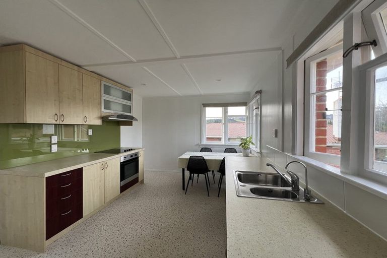 Photo of property in 124 Martin Road, Fairfield, Dunedin, 9018