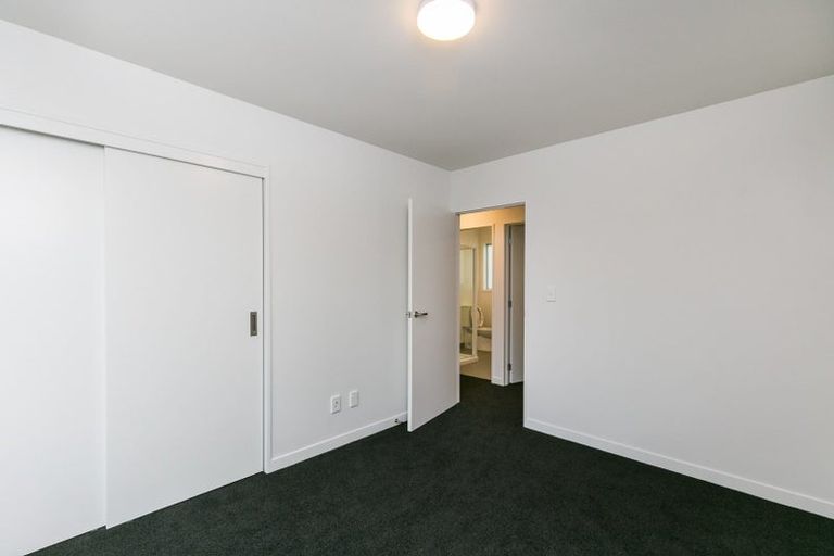Photo of property in 7/74 Derwent Street, Island Bay, Wellington, 6023